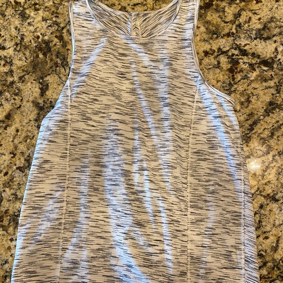 Lululemon high neck/open back top - Picture 1 of 3
